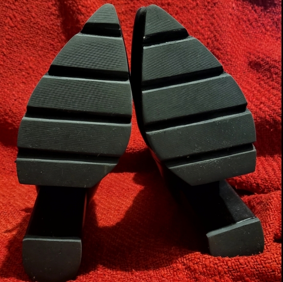 Dollskill Widow Blood Sucker platform maryjanes - Picture 3 of 4